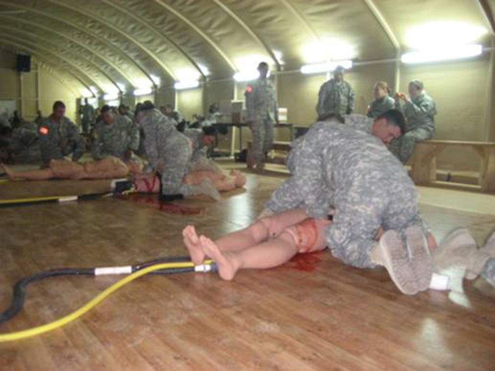 Soldiers refresh medical skills at simulation training center