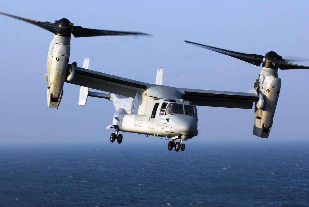 V-22 Osprey aircraft lands