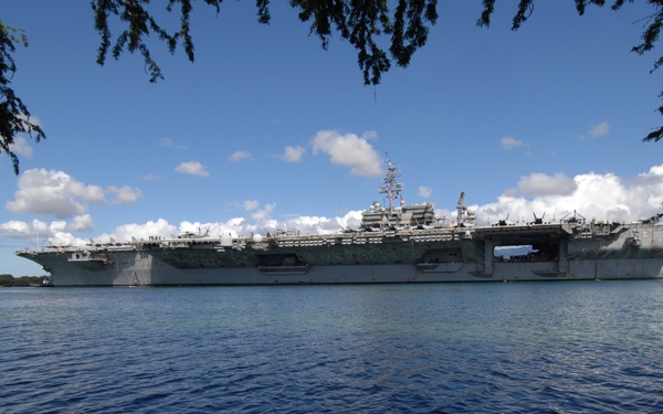 USS Kitty Hawk participates in RIMPAC