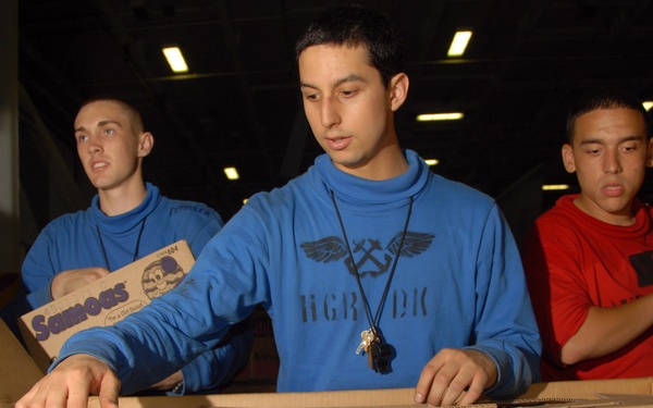 Free Girl Scout cookies to Sailors