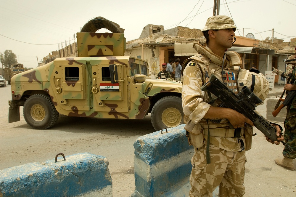 British and Iraqi Soldiers Perform Search Operations