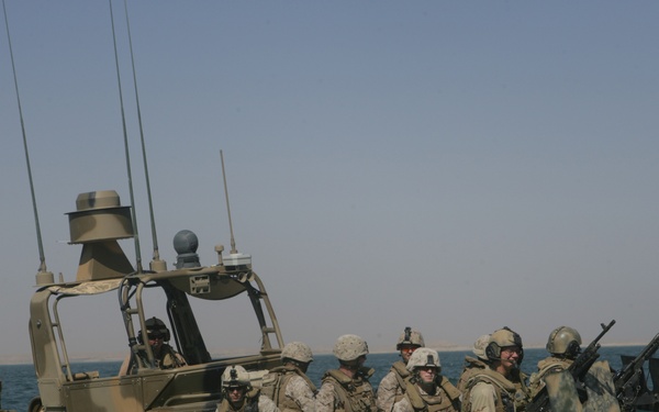 Sailors Patrol Waterways