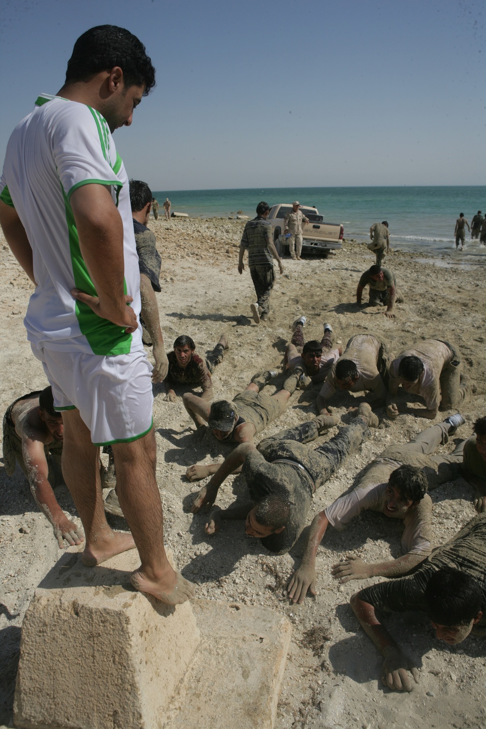 Iraqi SWAT Trains With Seals During