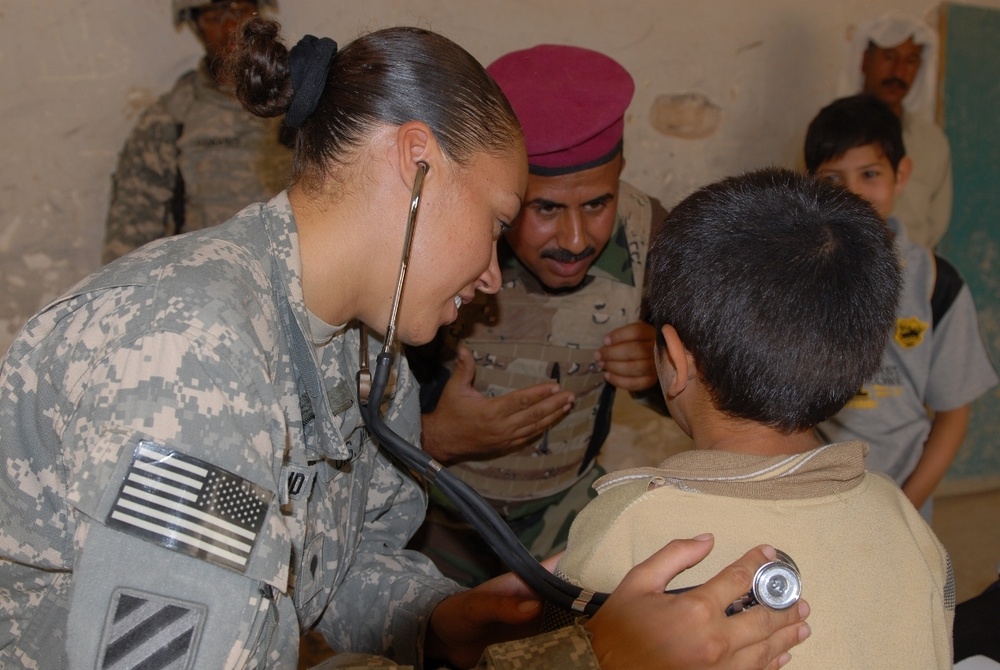IA, CF provide medical treatment to Juhaysh residents