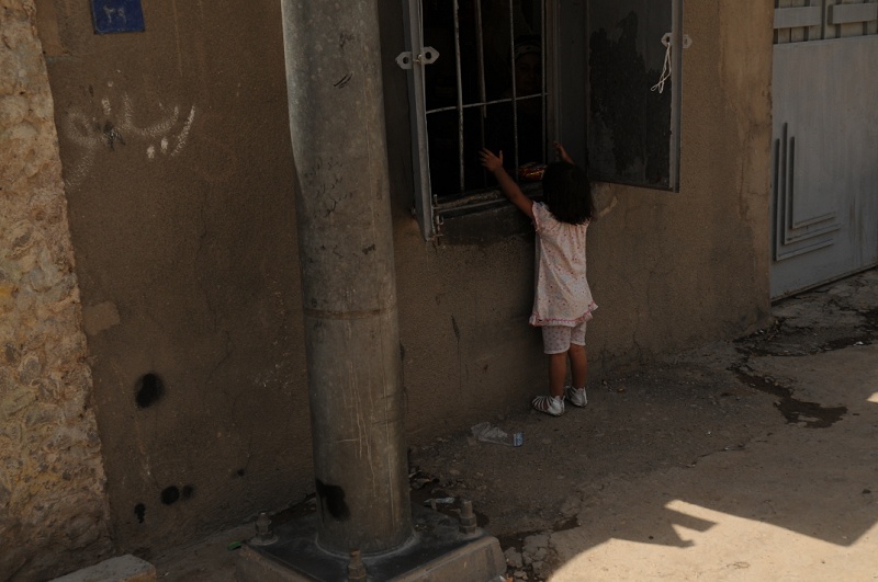 Sadr City children continue lives in face of rebuilding