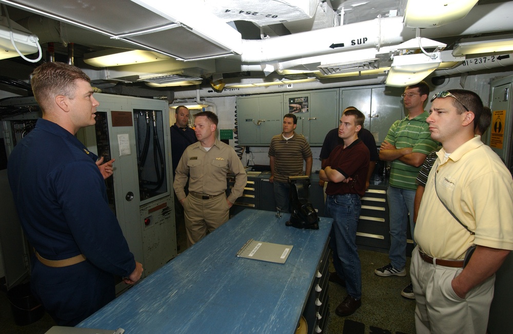 Tour aboard USS Dwight D. Eisenhower