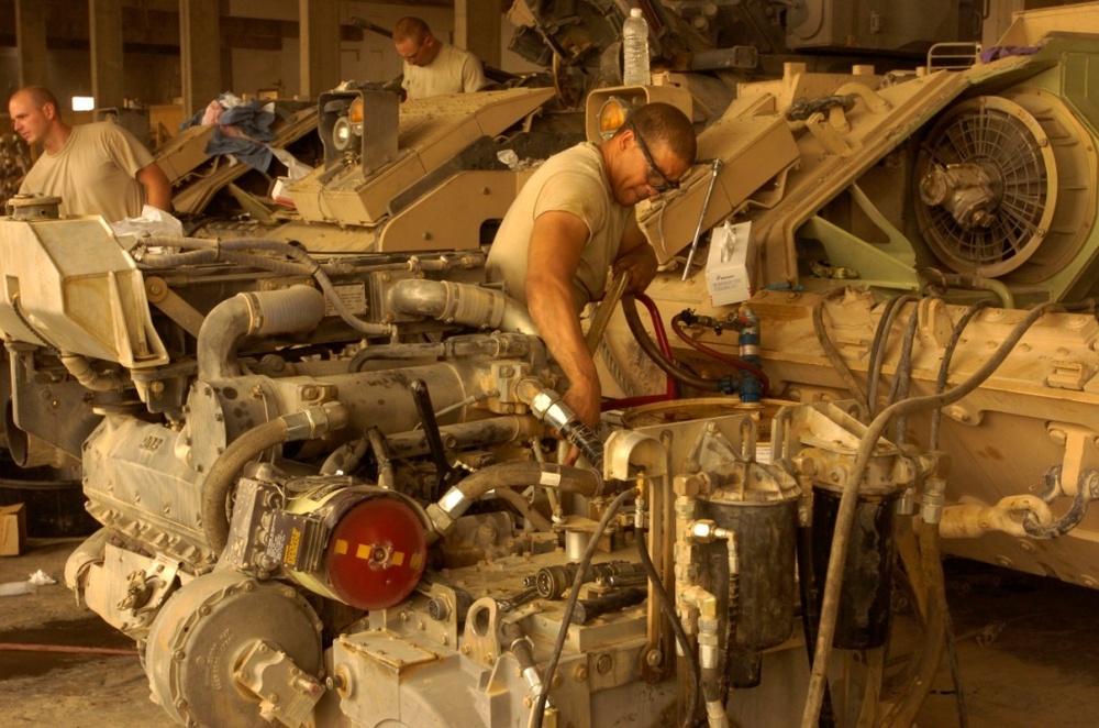 One-stop Shop: Bradley Mechanics Keep Missions on Track