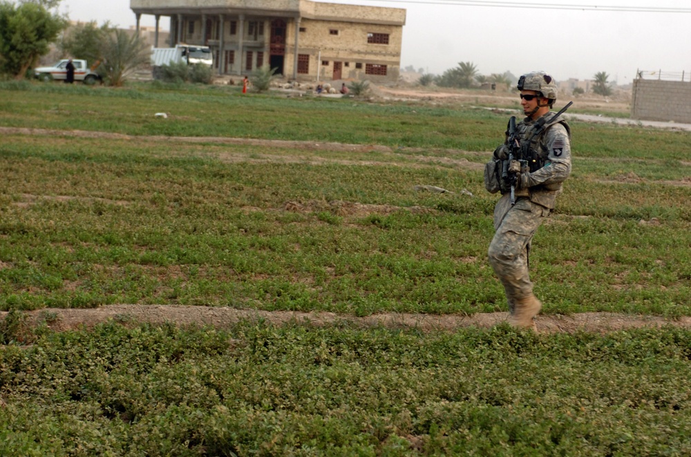 'Strike' Cav. Soldiers sweep fields for caches