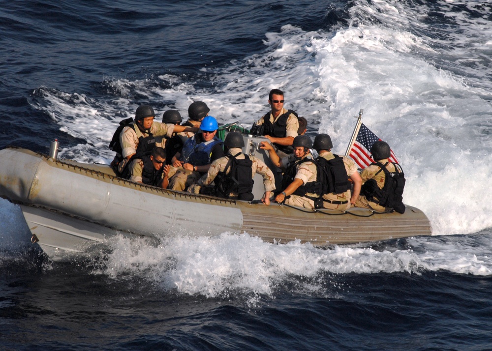 USS Carter Hill conducts maritime operations