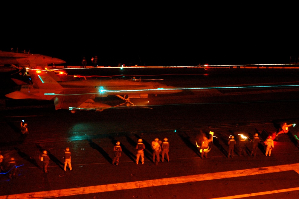 Operations aboard USS Kitty Hawk
