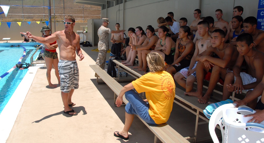 Search and Rescue Swimmer Candidates Train at Pool