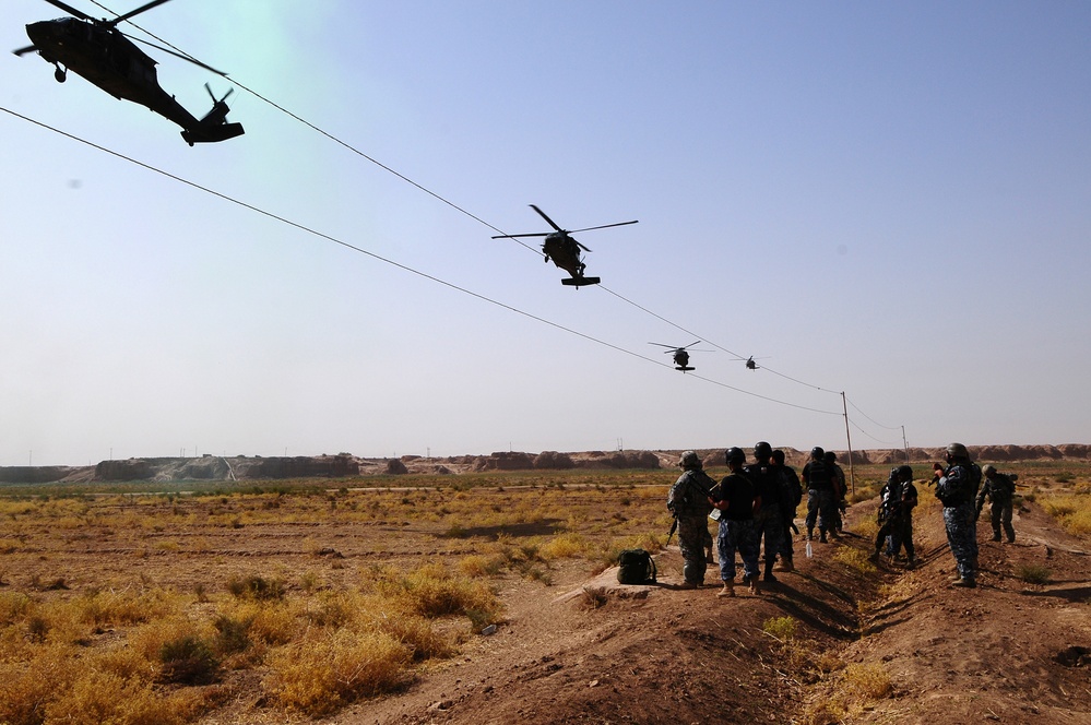 IRAQI SWAT TEAMS SET STANDARD