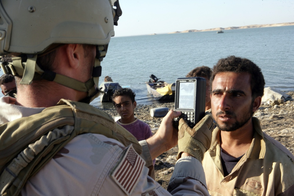 Waterborne operations in Anbar province