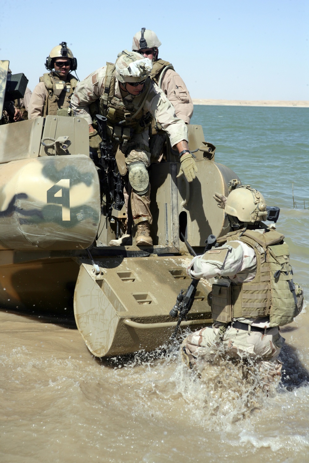 Waterborne operations in Anbar province