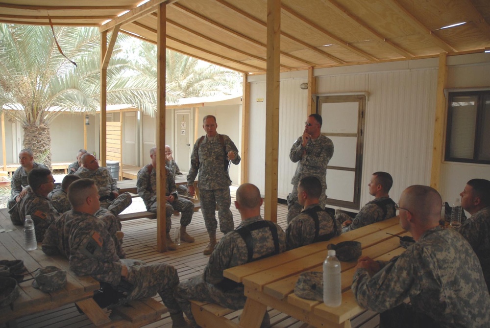 Ohio National Guard Adjutant General visits Buckeye troops in Iraq