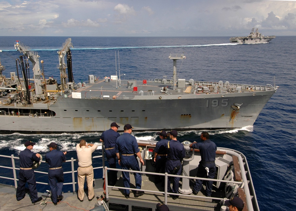 Operations aboard USS Carter Hall