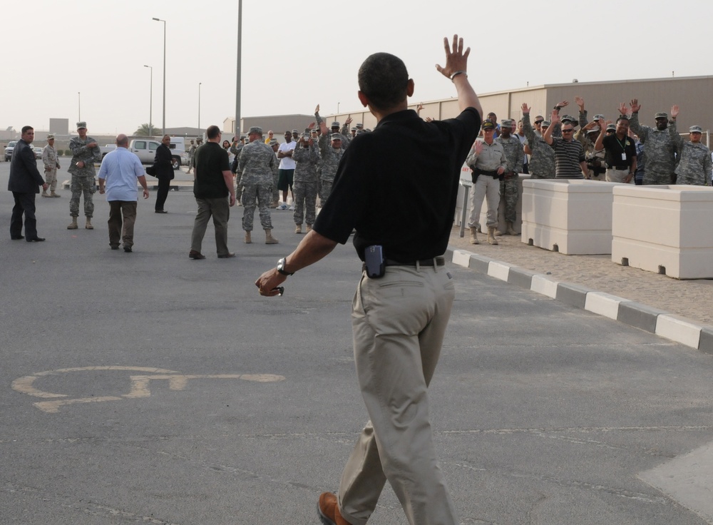 Senator Barack Obama Visits Camp Arifjan
