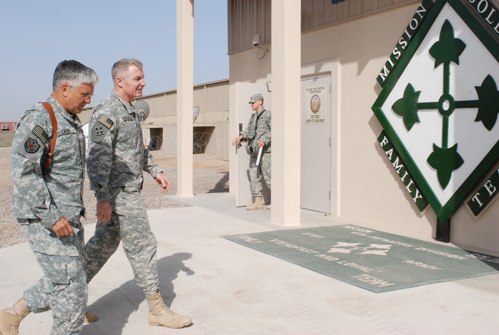CG welcomes Army Chief of Staff to MND-B