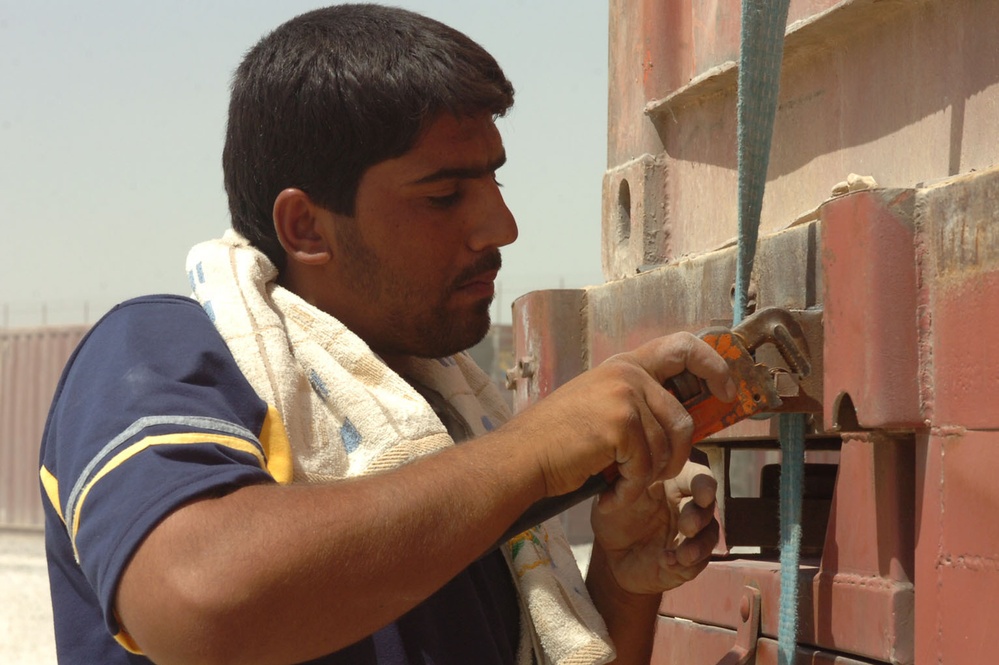 Private trucking companies improve Iraqi economy