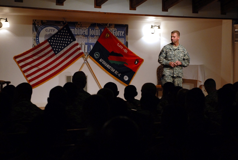 Sergeant Major of the Army visits U.S. troops in Afghanistan