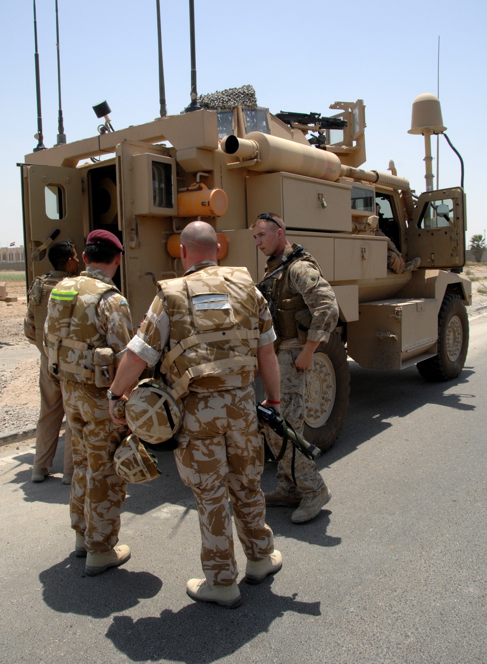British Command Master Driver visits COB Basra to be briefed on the COUGAR
