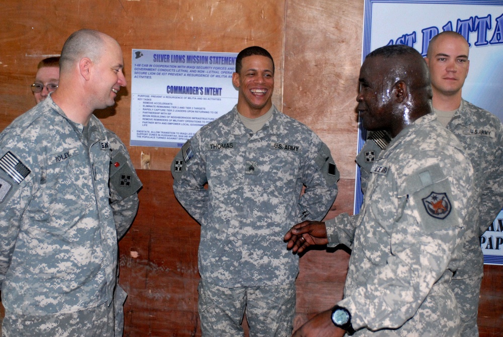 Destroyer Company Soldiers awarded by top Force NCO