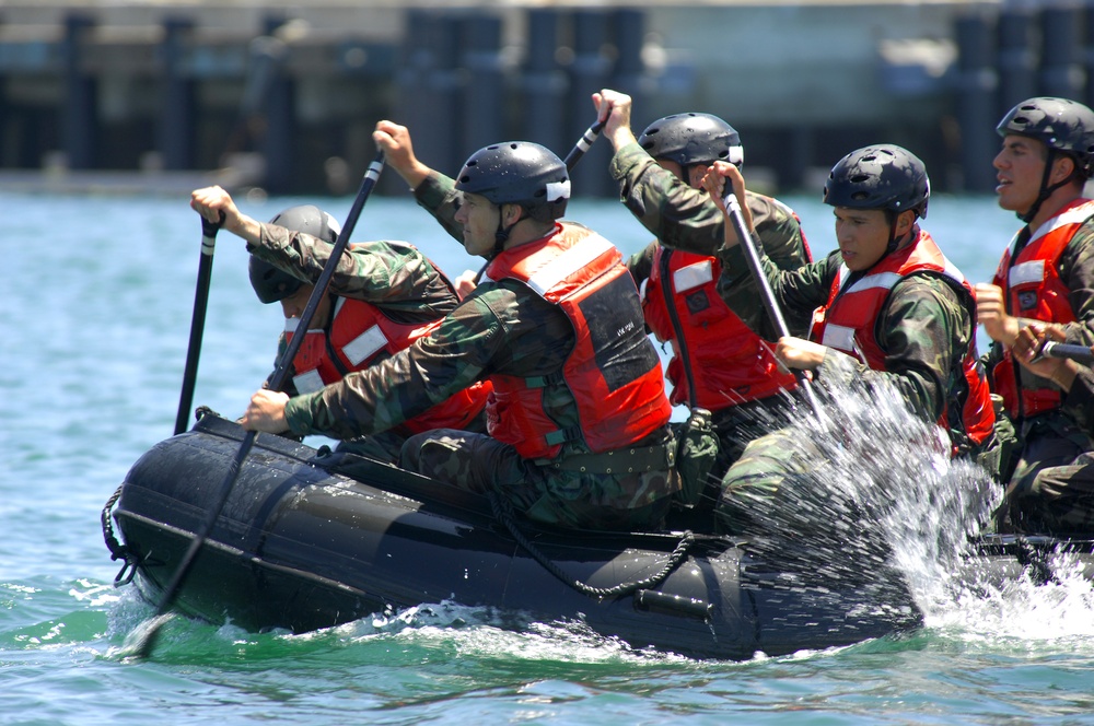 Basic crewman training in the San Diego Bay