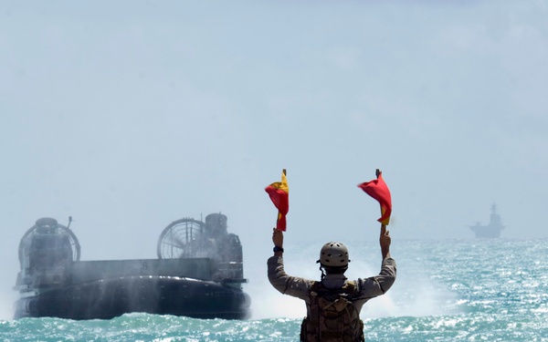 USS Bonhomme Richard Refueled