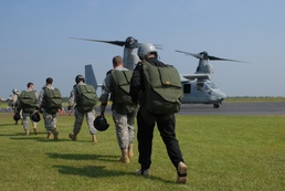 Soldiers Assemble for First Osprey Training Mission