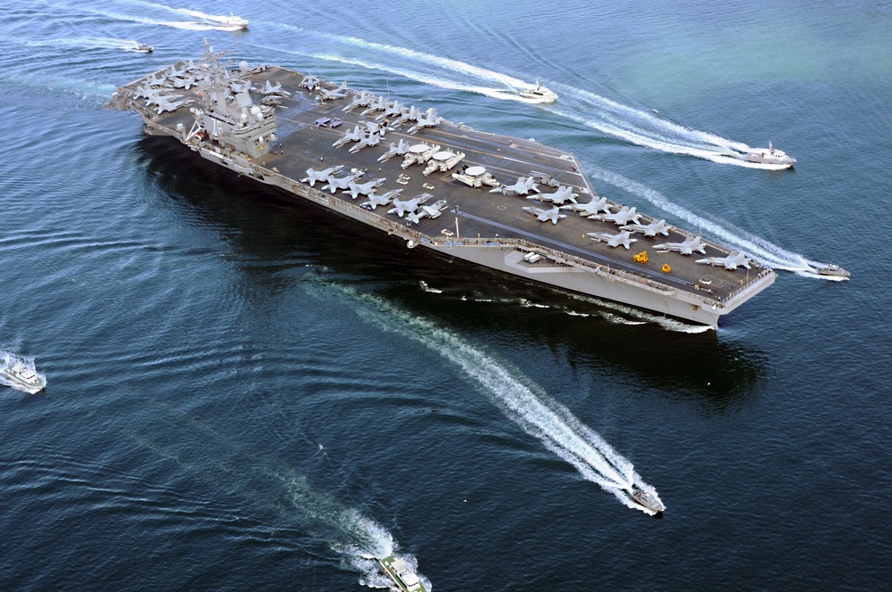 USS Ronald Reagan in Sasebo
