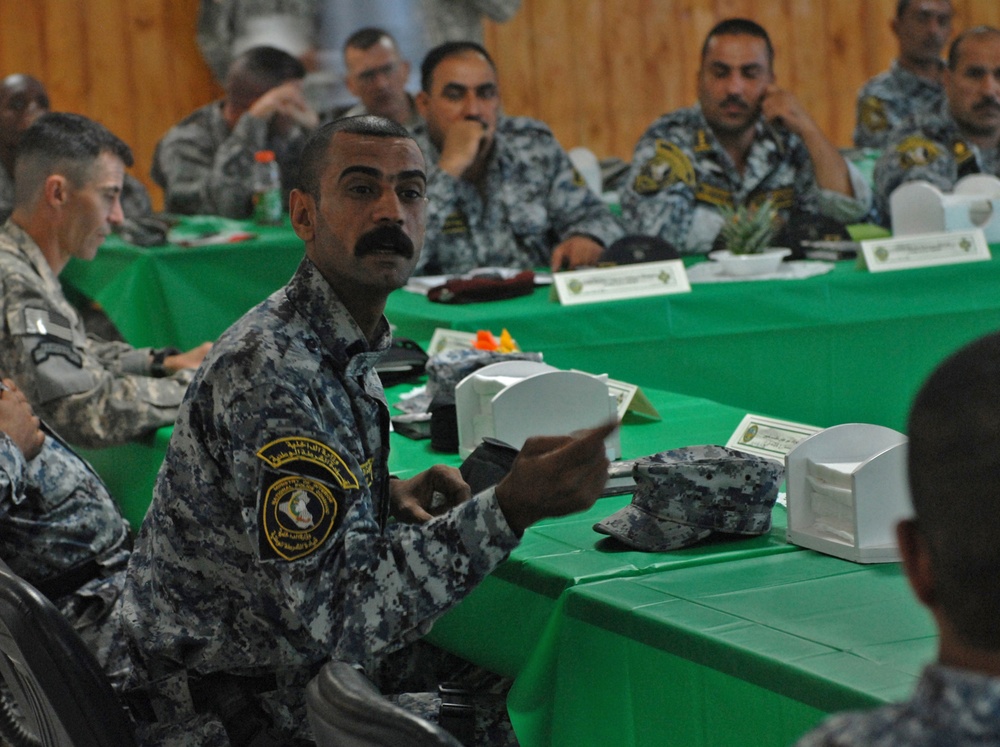 Raider leaders hold sergeants major conference with ISF at FOB Falcon