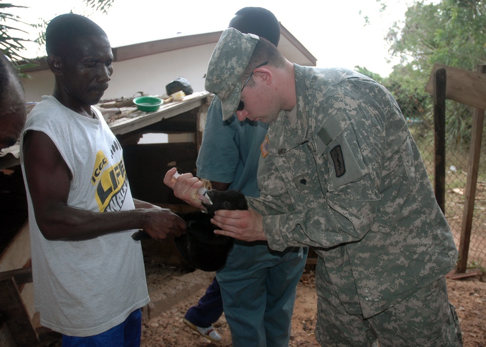 Soldiers, Sailors help Africans