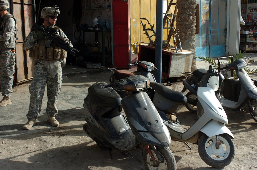 Hard Rock troops continue to patrol western Baghdad neighborhood of Hurriyah