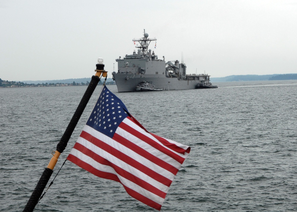 USS Germantown arrives in Seattle