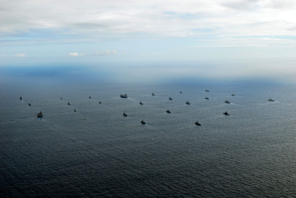 Ships in Formation during RIMPAC 2008