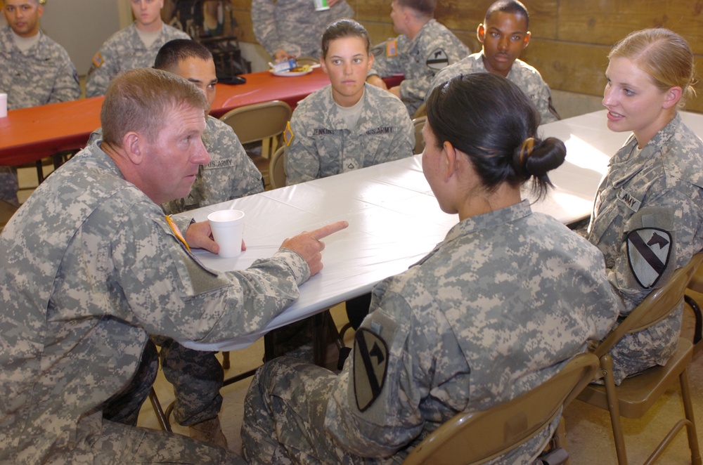 Sergeant Major of the Army visits Fort Hood, 1st Cav. Div. Soldiers