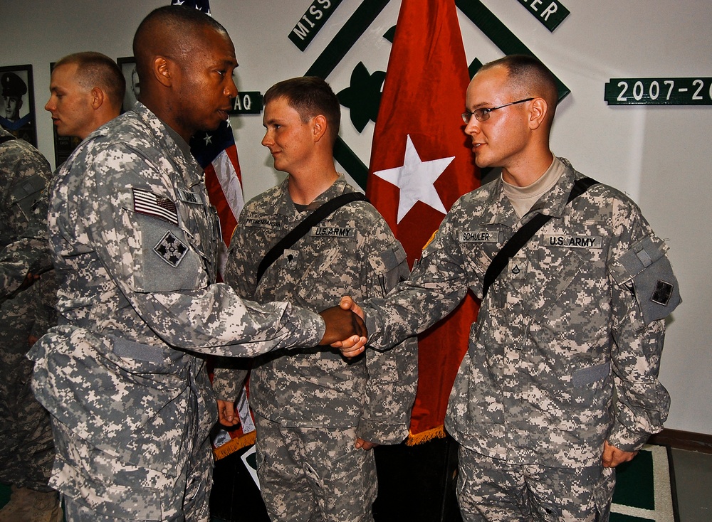 CAB meets retention goals, celebrates with ceremony in Baghdad - Final four Soldiers renew commitment to U.S. Army
