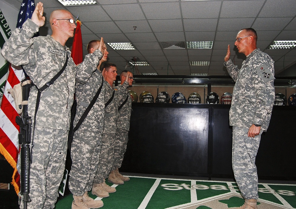 CAB meets retention goals, celebrates with ceremony in Baghdad - Final four Soldiers renew commitment to U.S. Army