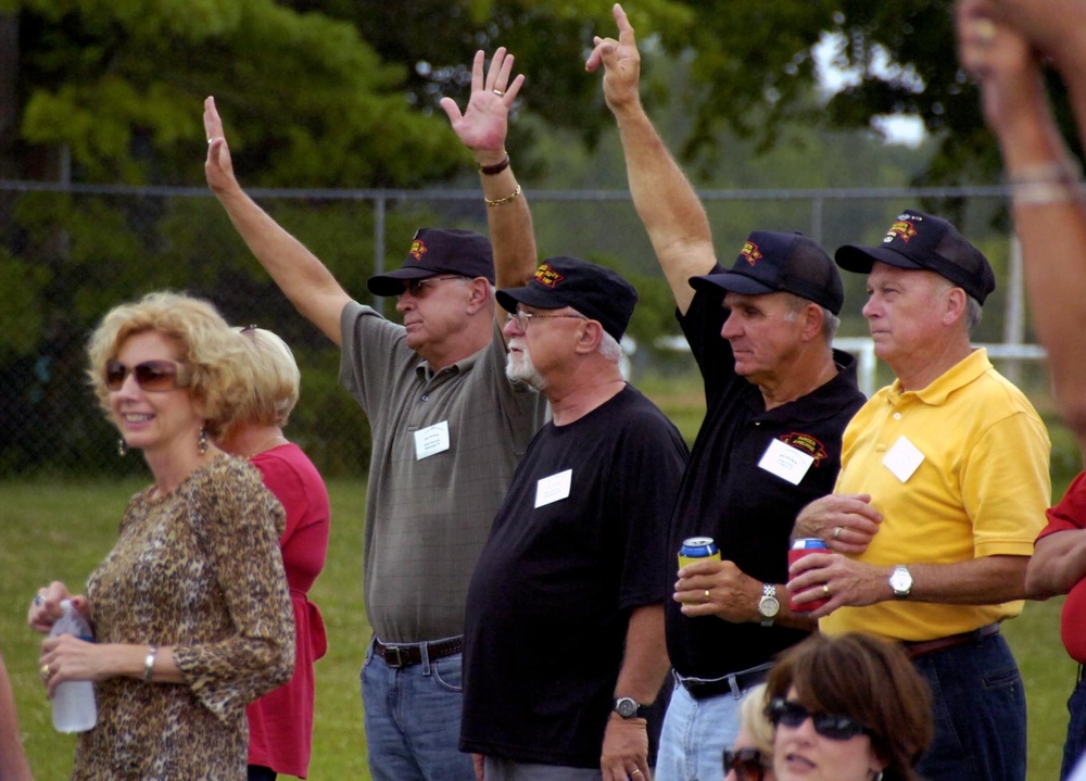 Vietnam vets reunite and give back