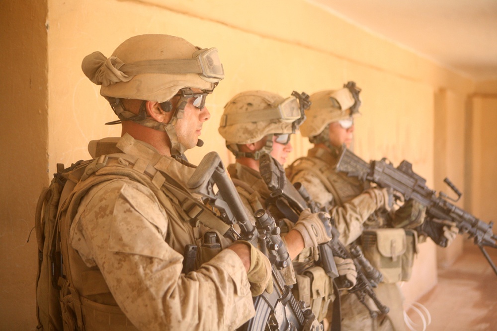 Marines target oil smuggling, protect citizens