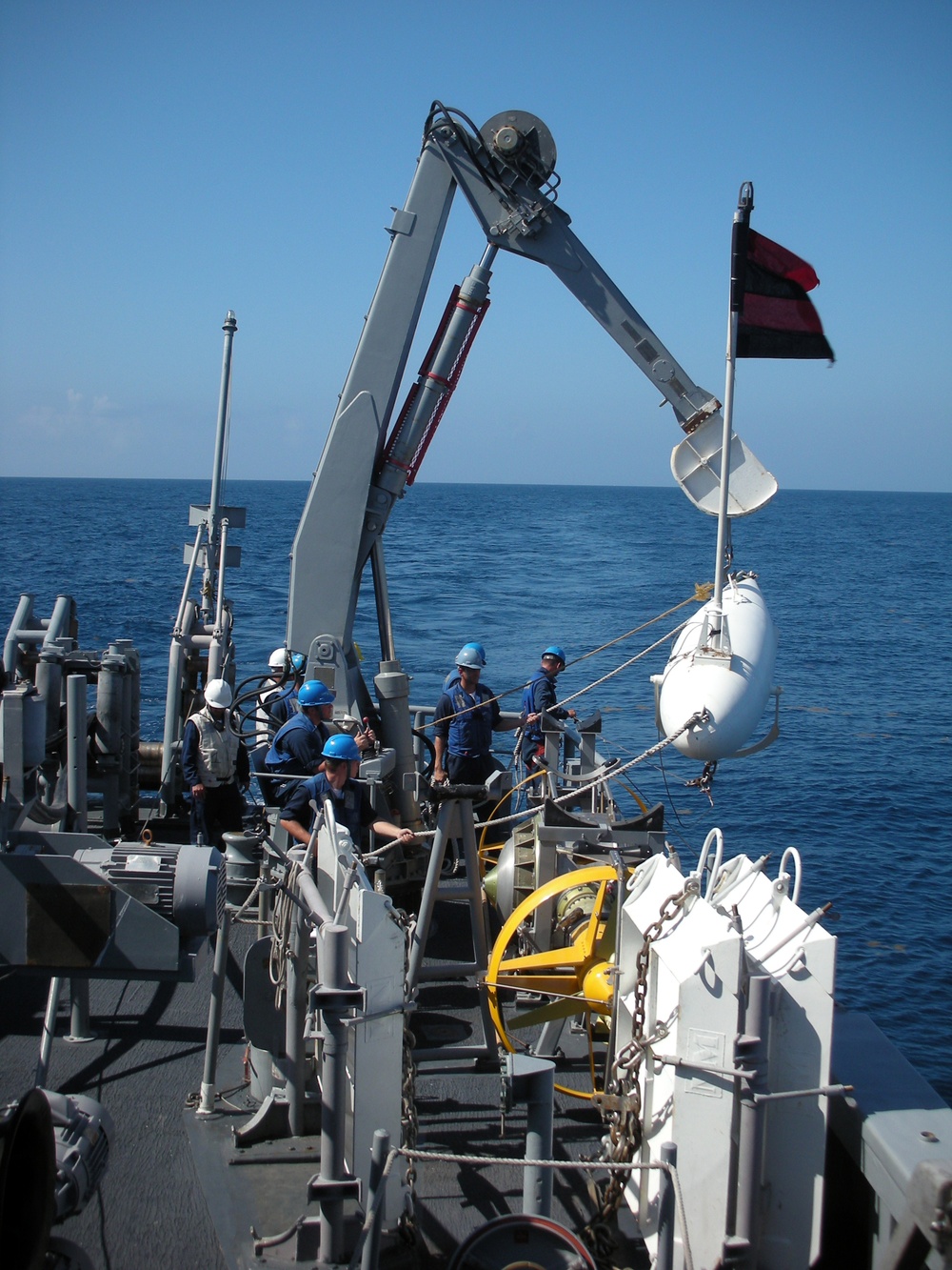 USS Devastator tests minesweeping gear