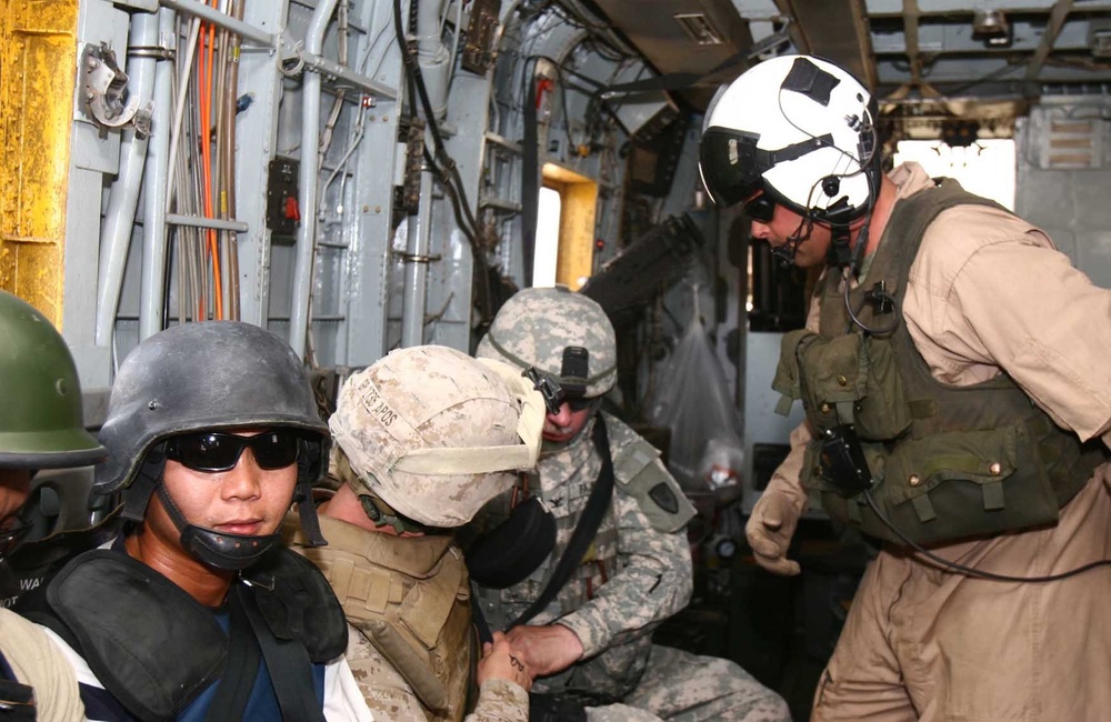 &quot;Red Lions&quot; on prowl in OIF; K-BAY squadron arrives at Al Asad