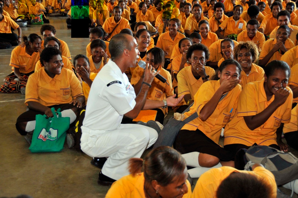 A musical visit to a Papua New Guinea school