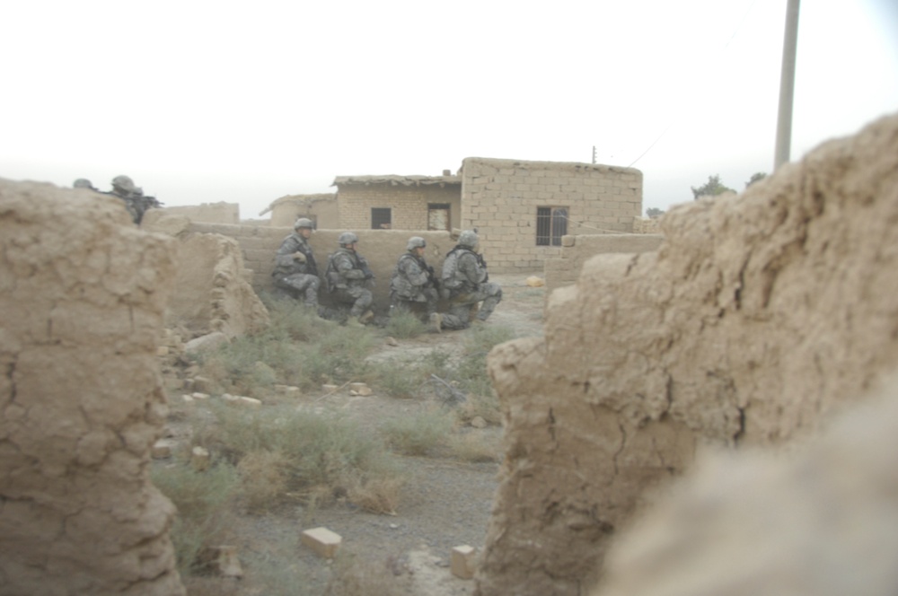 1st Armored Soldiers conduct Operation Iron Pursuit