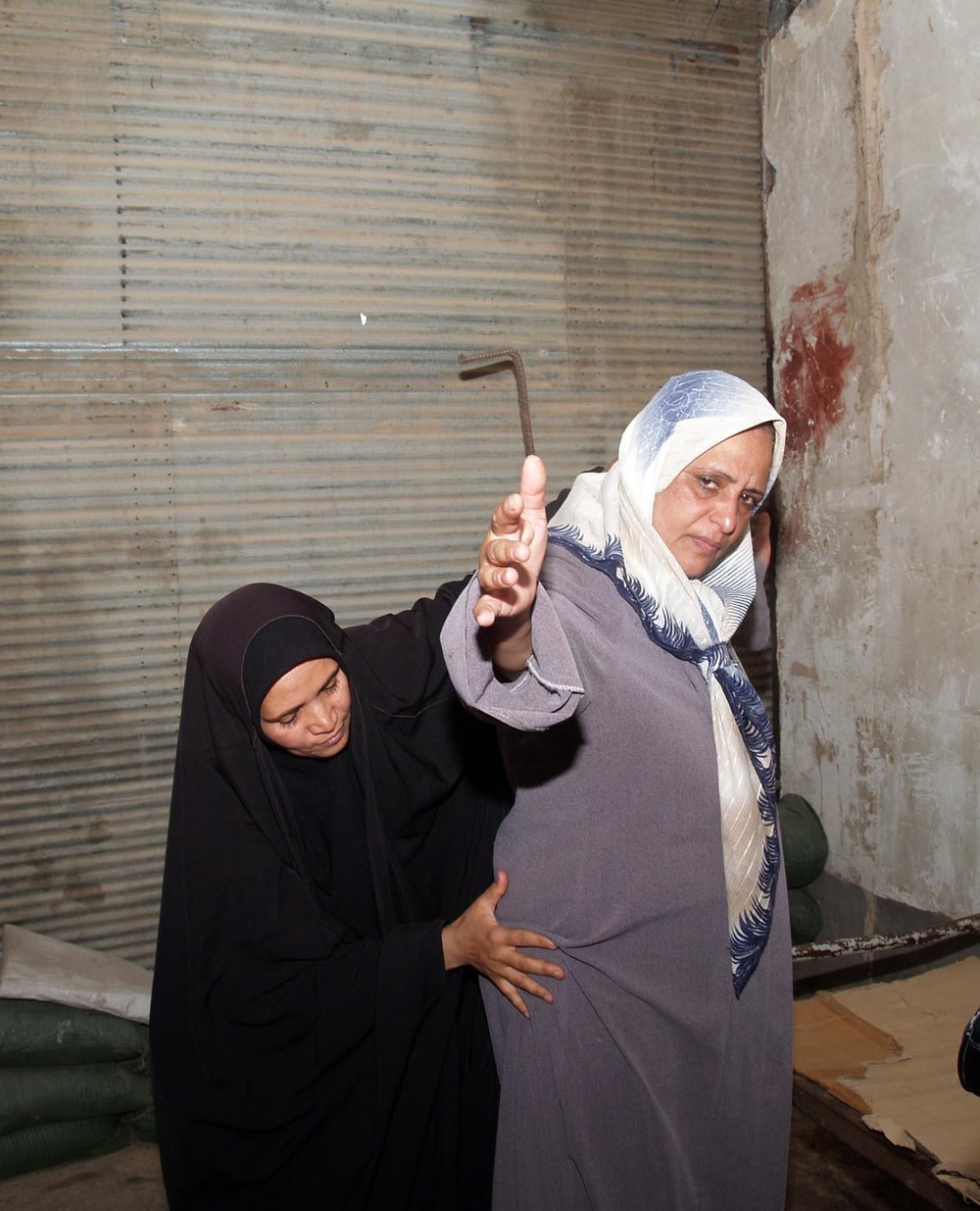 Iraqi Females at Checkpoints