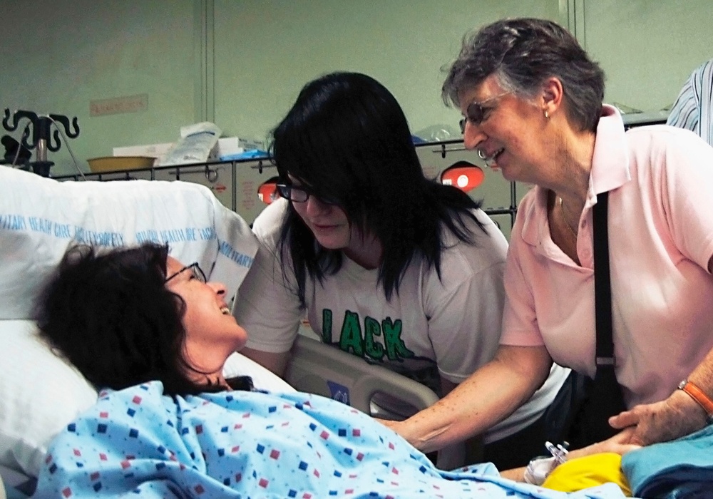 Austalian Hiker treated for hyponatremia aboard USNS Mercy