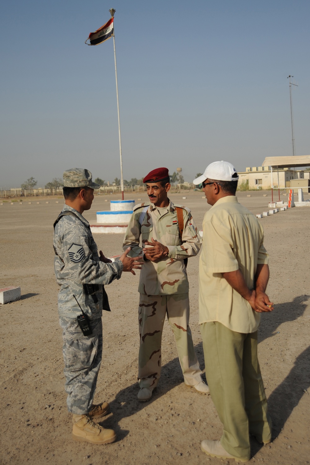 U.S. Airman Works With Iraqi Sergeant Major