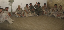 Golden Dragons train IA soldiers