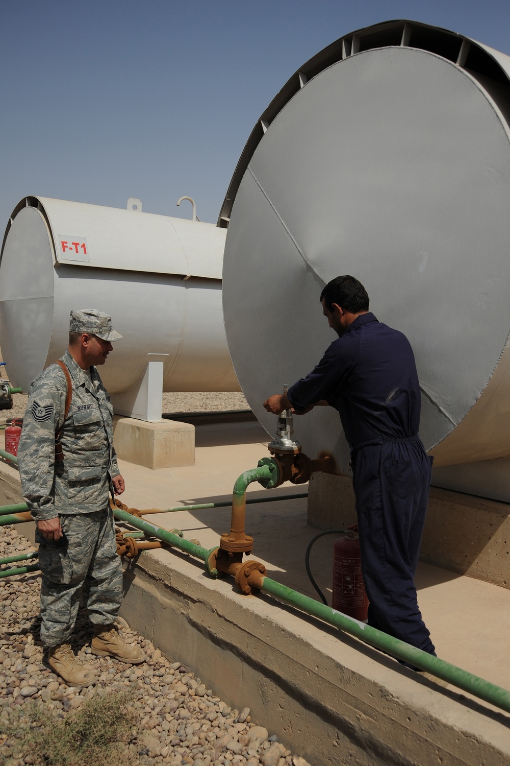 Kansas Airman Helps Keep Iraqi Military Base Powered