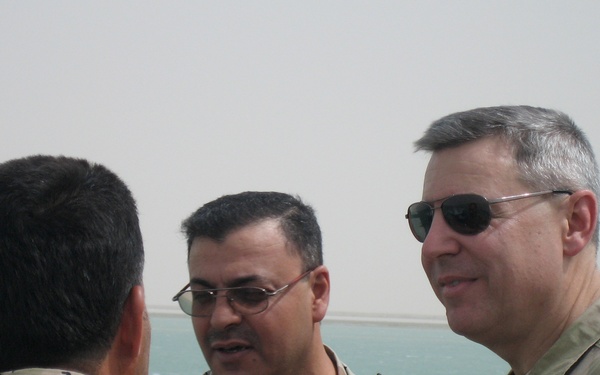 USS Firebolt Makes Port Visit to Iraq